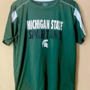 Michigan State t shirt.